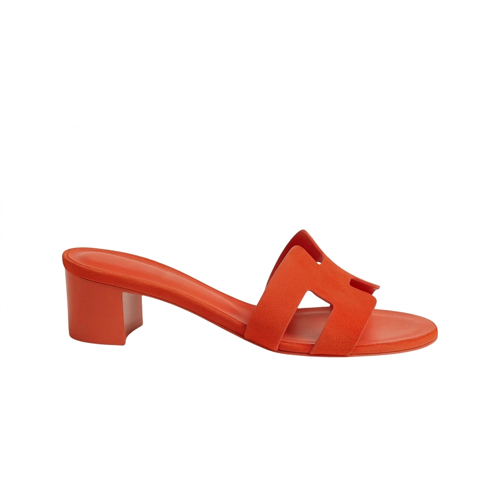 Oasis Sandals in Suede Goatskin