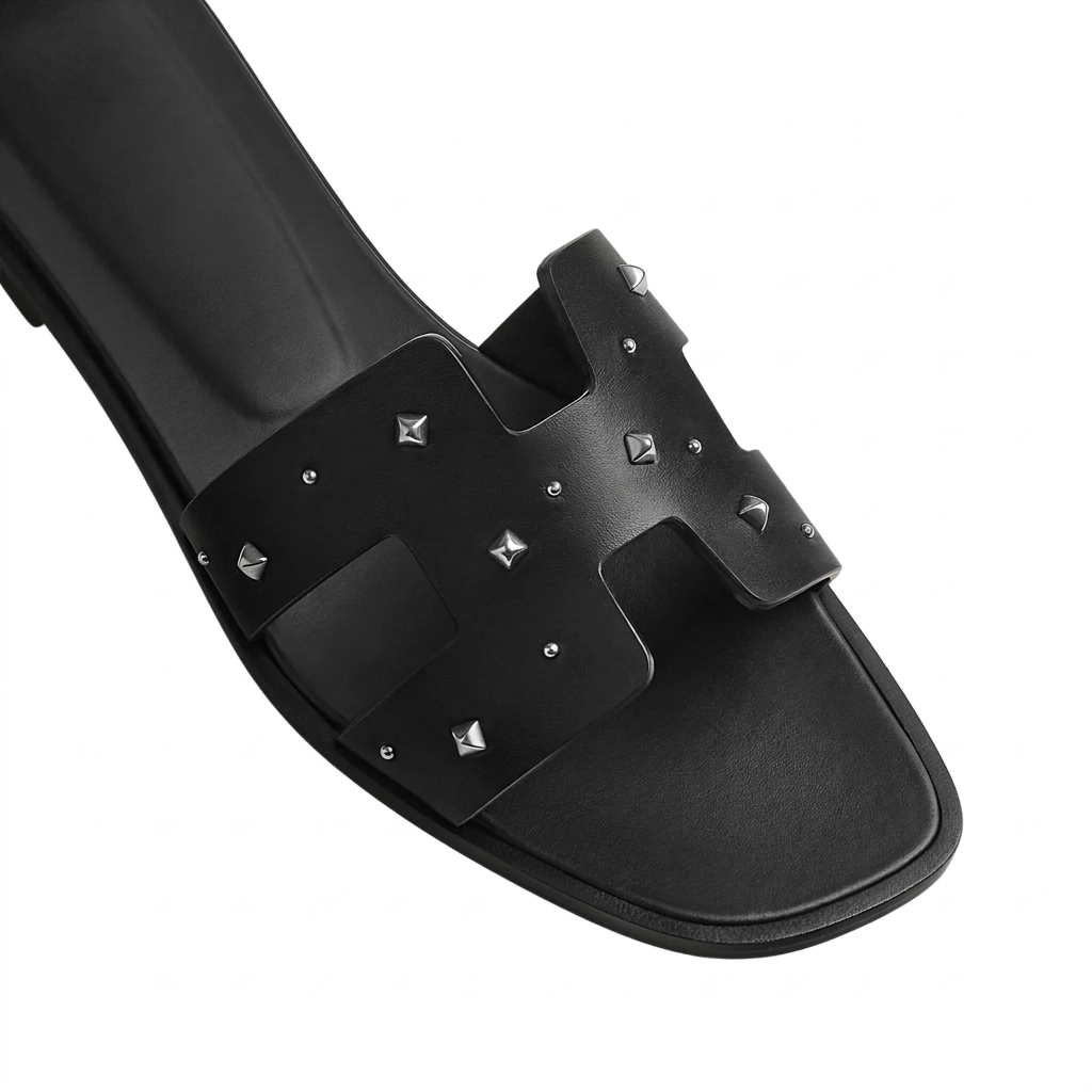 Oran Sandal Calfskin with Medor Studs